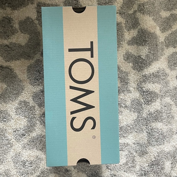 Toms Size 8 - Picture 6 of 8